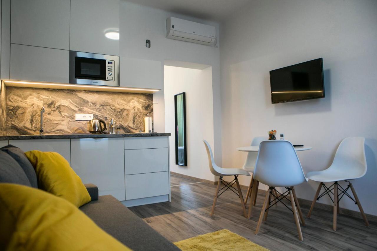 Ferienwohnung Marusius Apartmanhaz Makó Exterior foto