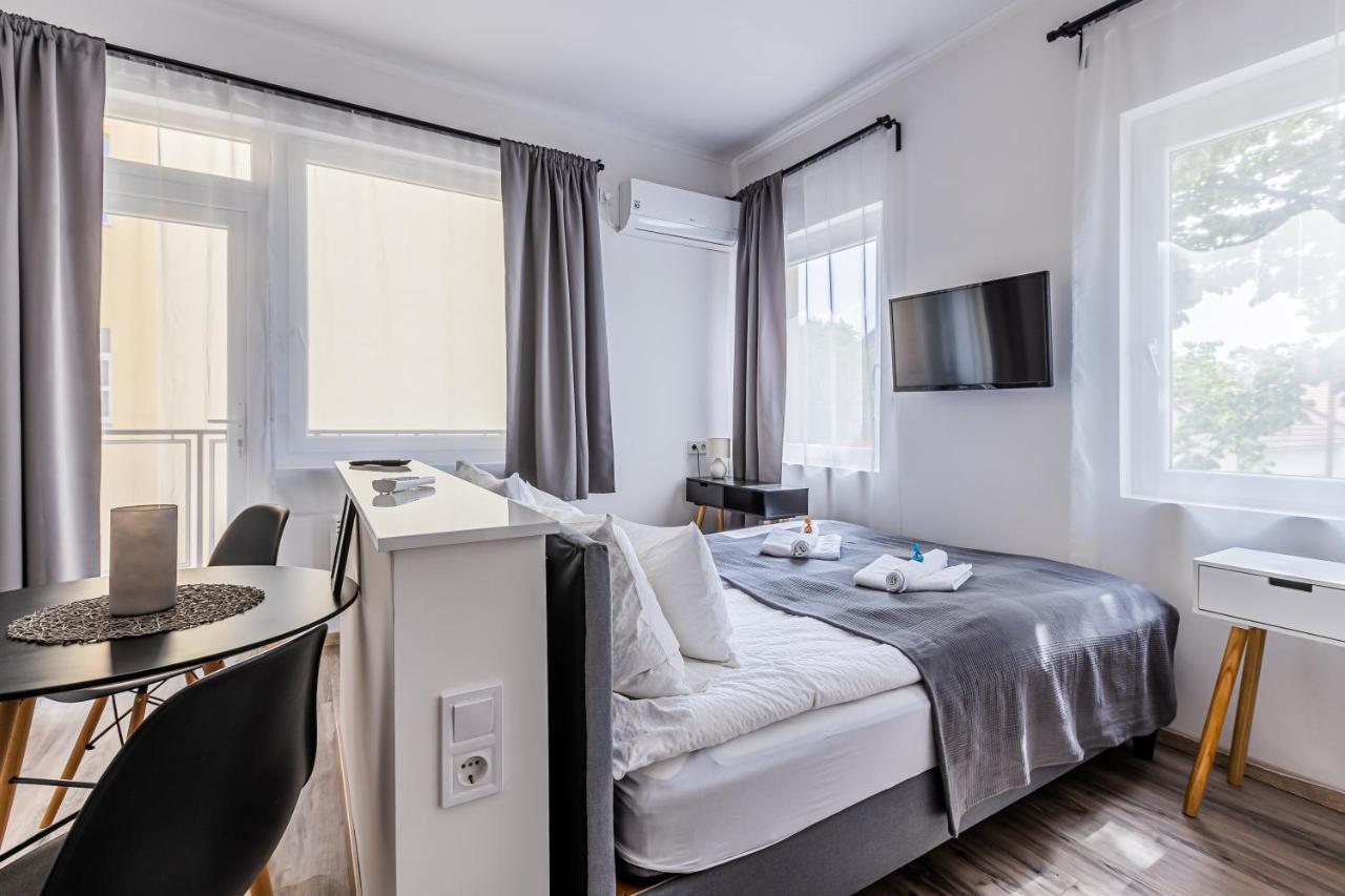 Ferienwohnung Marusius Apartmanhaz Makó Exterior foto