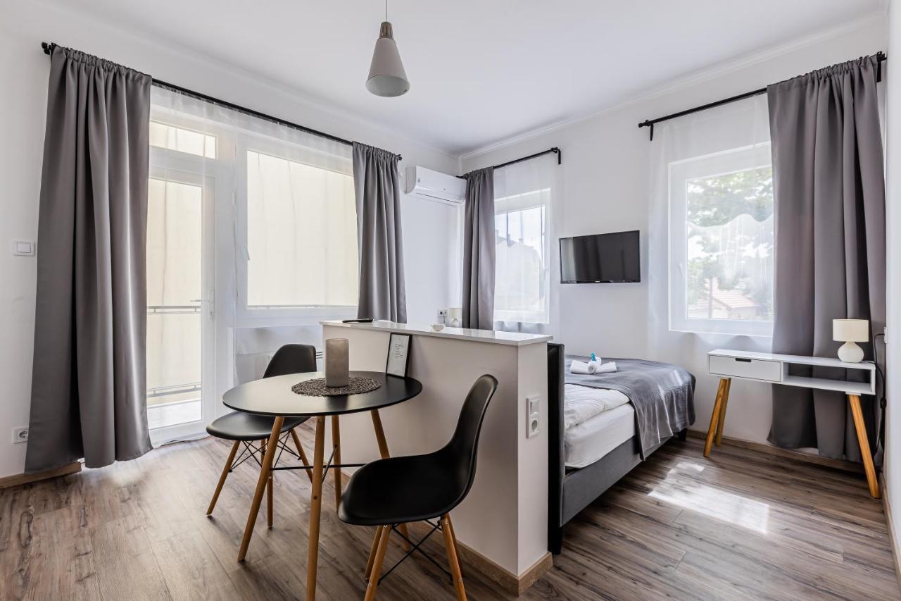 Marusius Apartmanhaz Makó Exterior foto