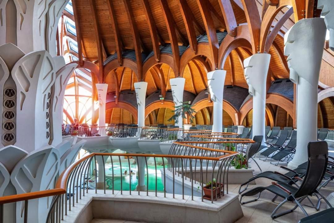 Marusius Apartmanhaz Makó Exterior foto