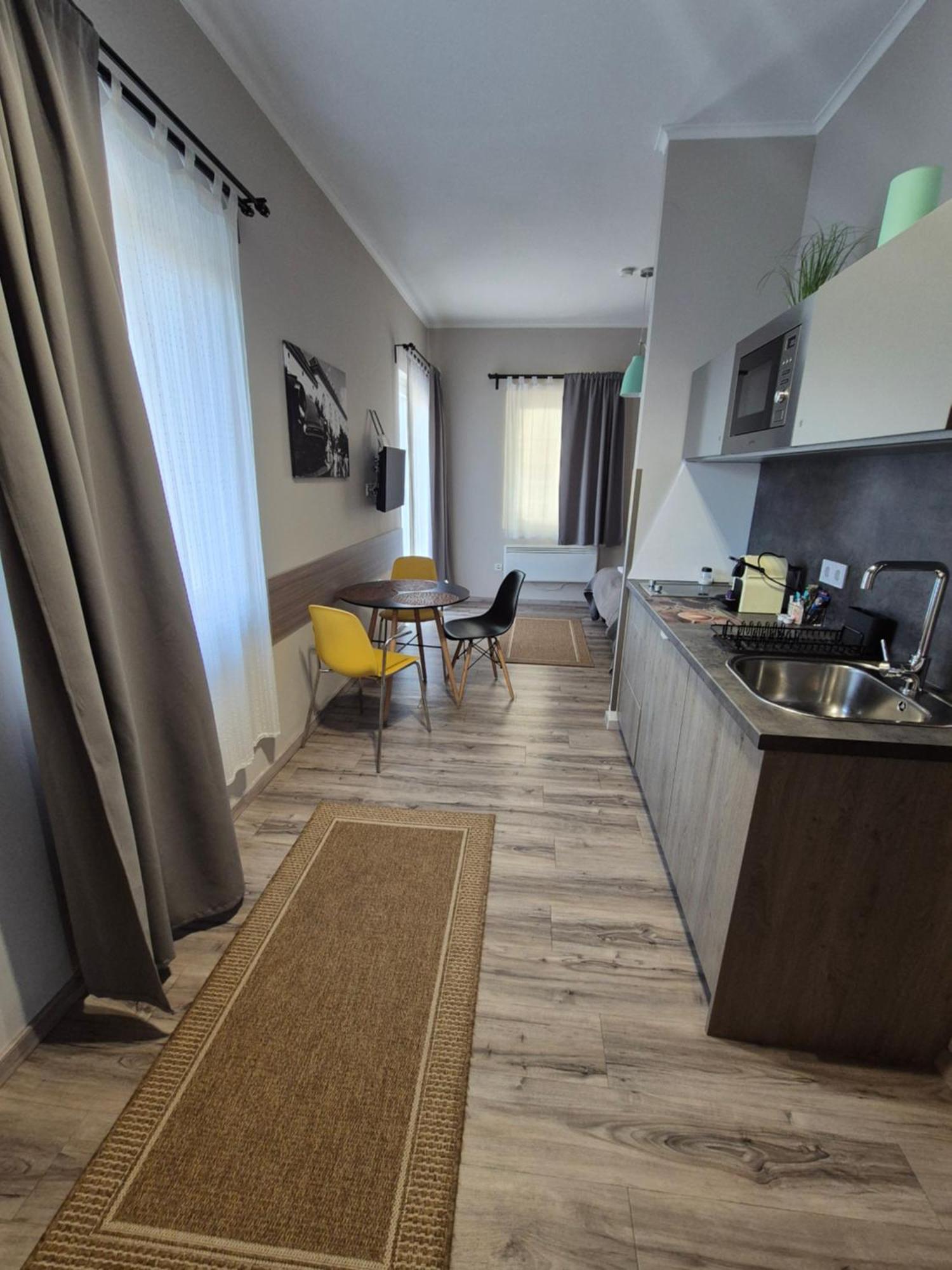 Marusius Apartmanhaz Makó Exterior foto