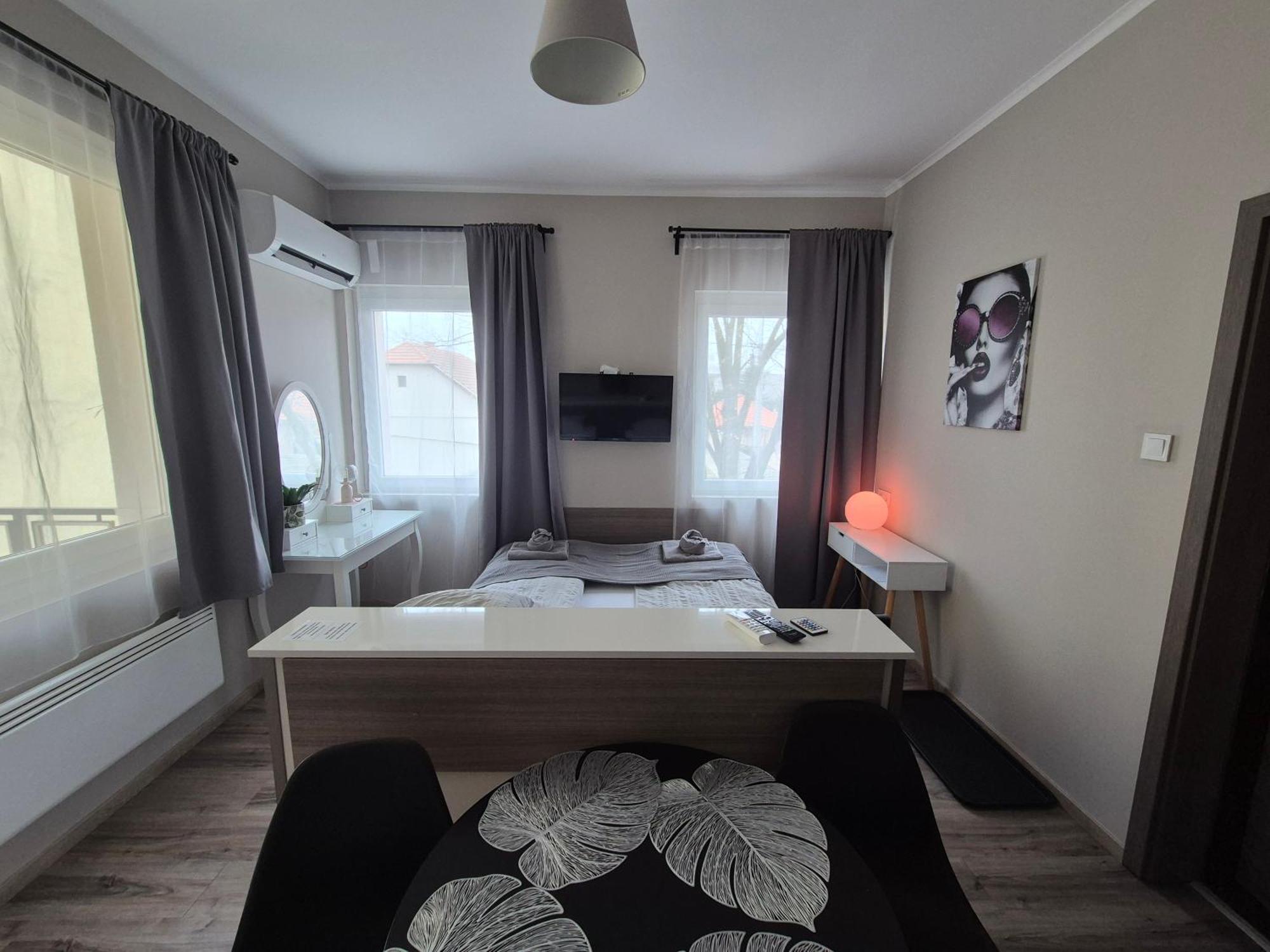 Marusius Apartmanhaz Makó Exterior foto